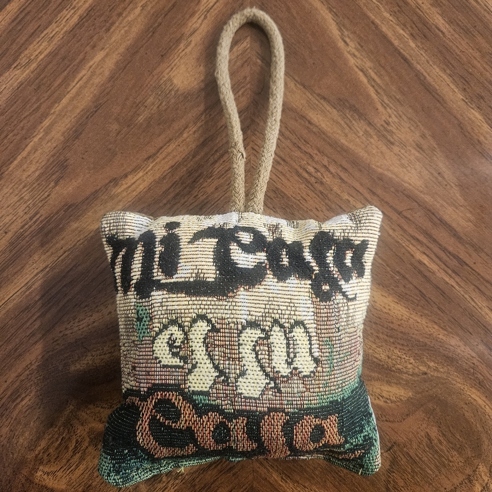Vintage "Mi Casa es su Casa" Door Hanger